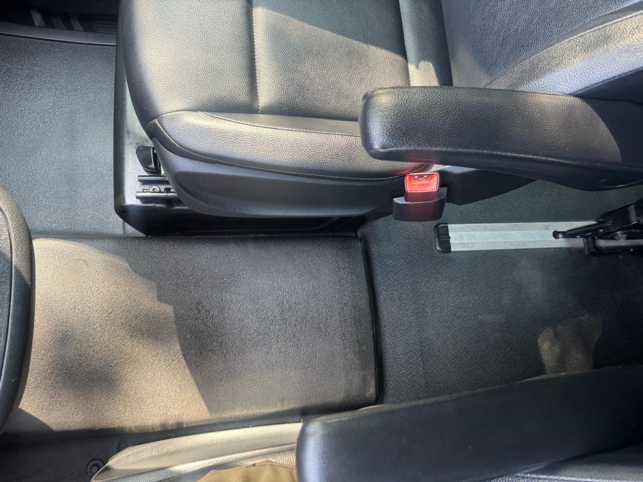 Mercedes-Benz Metris Passenger Van 2017
