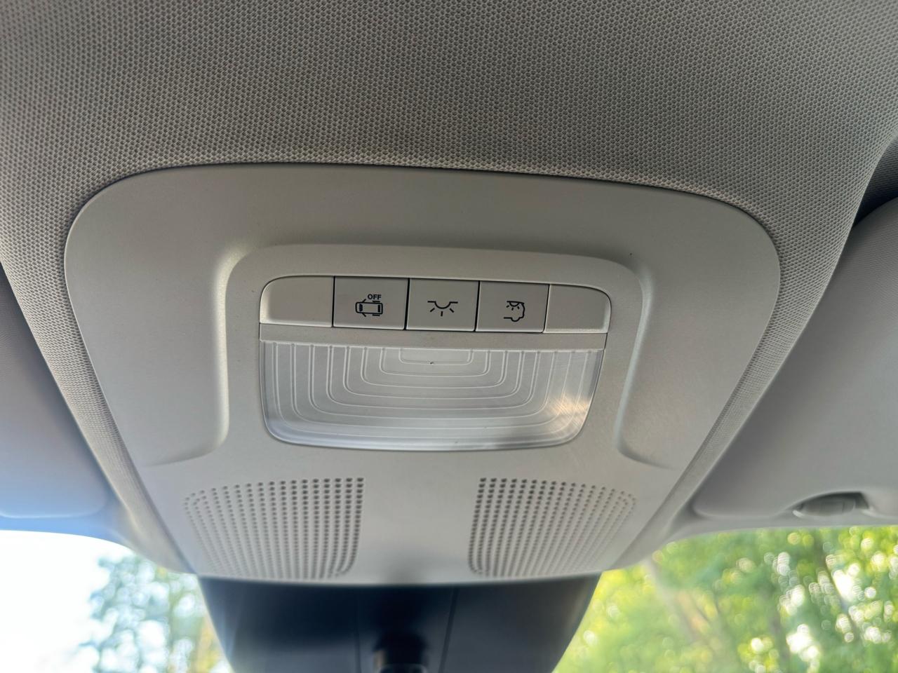 Mercedes-Benz Metris Passenger Van 2017