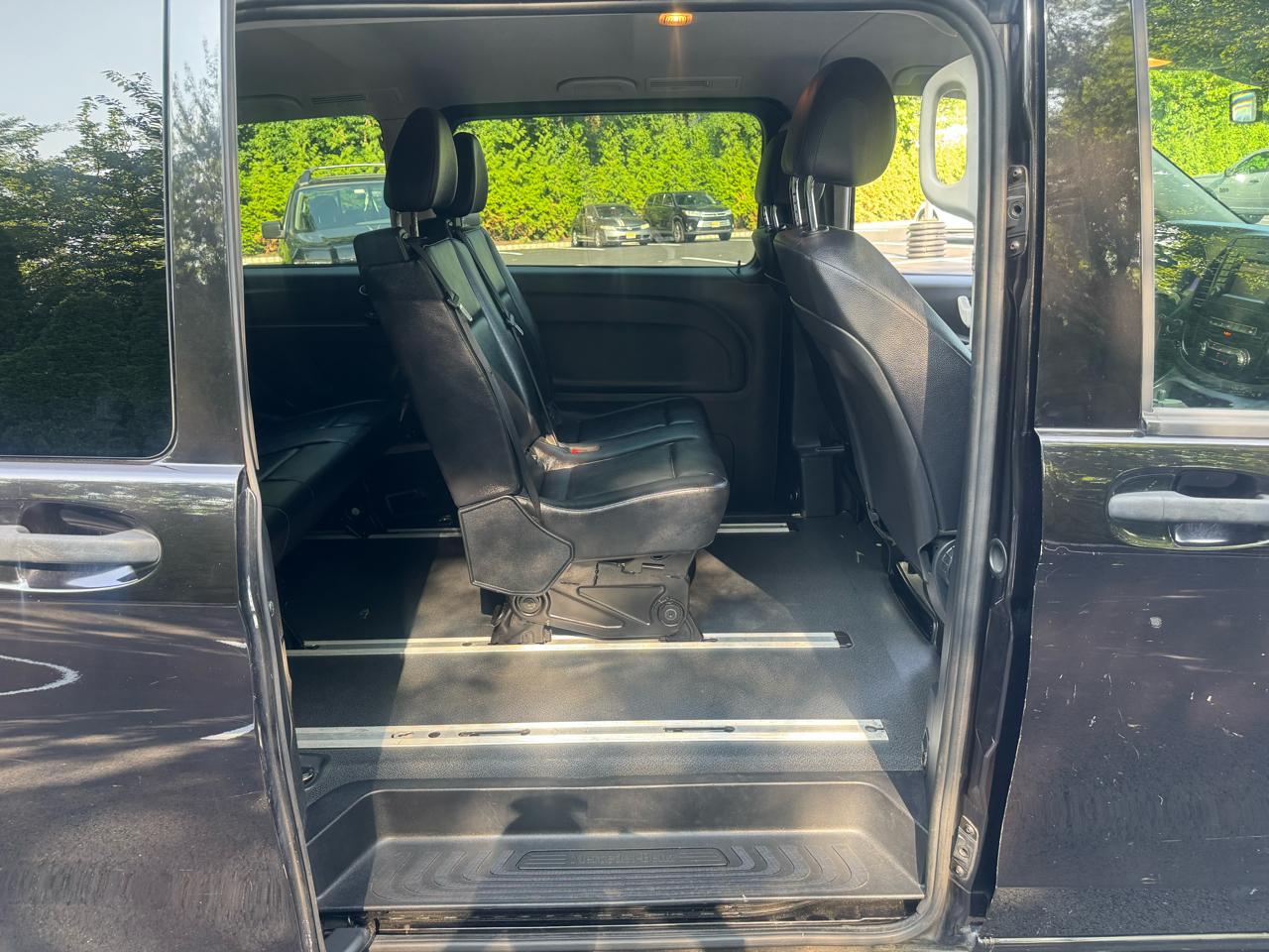 Mercedes-Benz Metris Passenger Van 2017