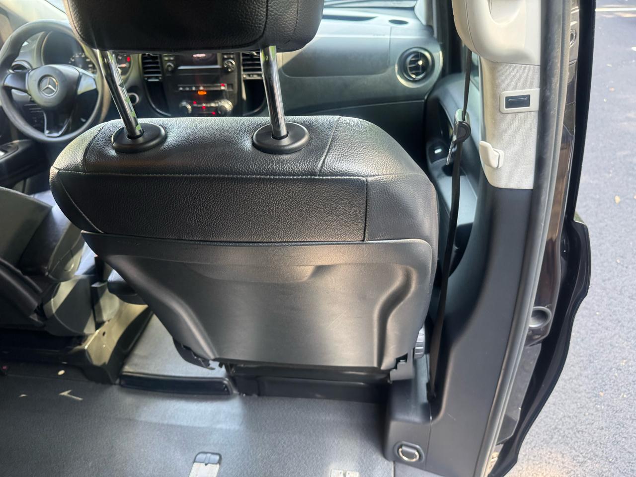 Mercedes-Benz Metris Passenger Van 2017