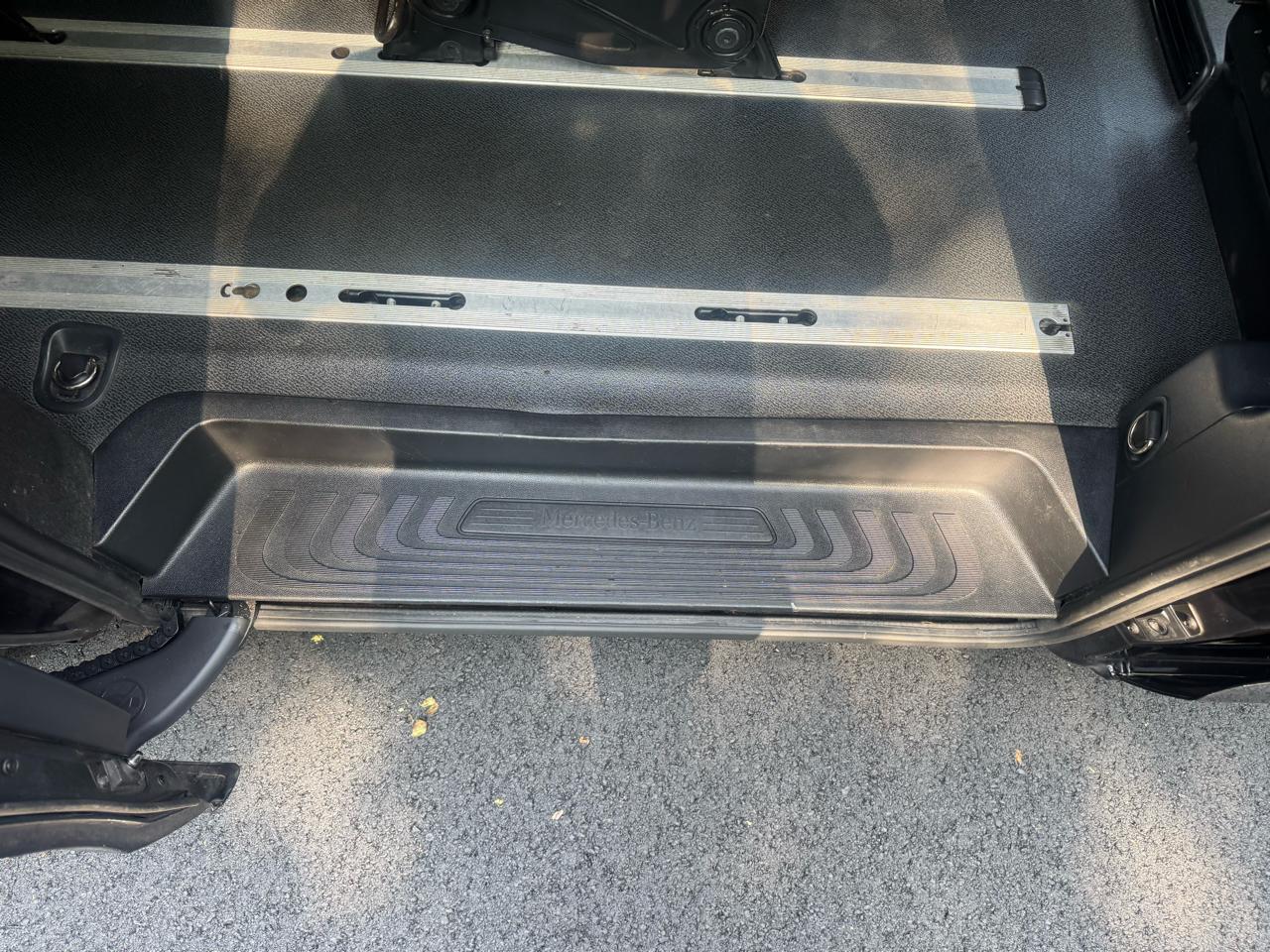 Mercedes-Benz Metris Passenger Van 2017