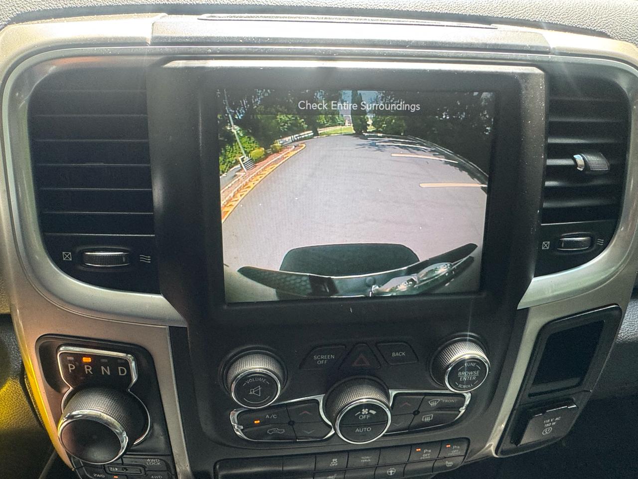 RAM 1500 4WD Crew Cab 149" Big Horn 2016