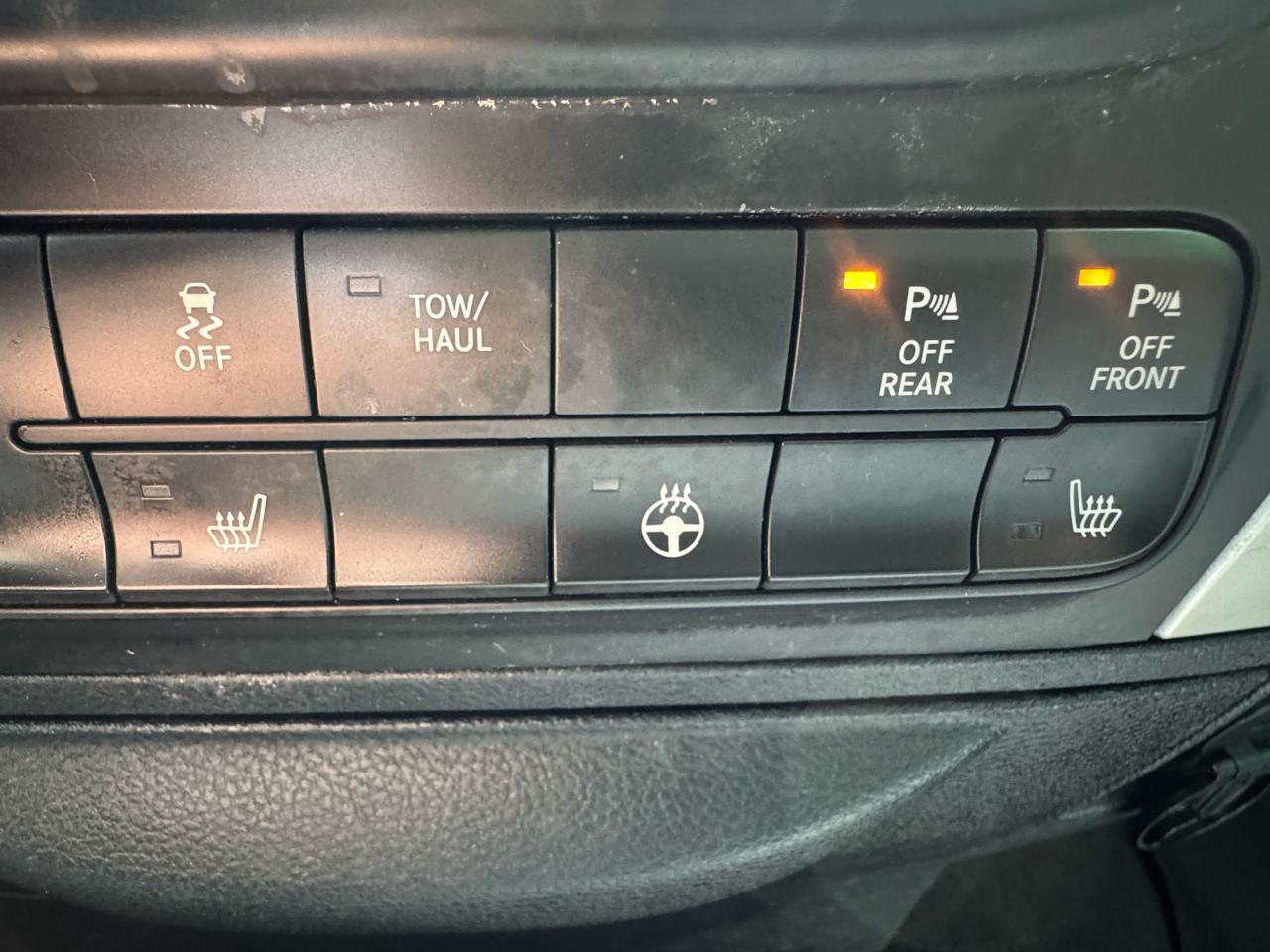 RAM 1500 4WD Crew Cab 149" Big Horn 2016