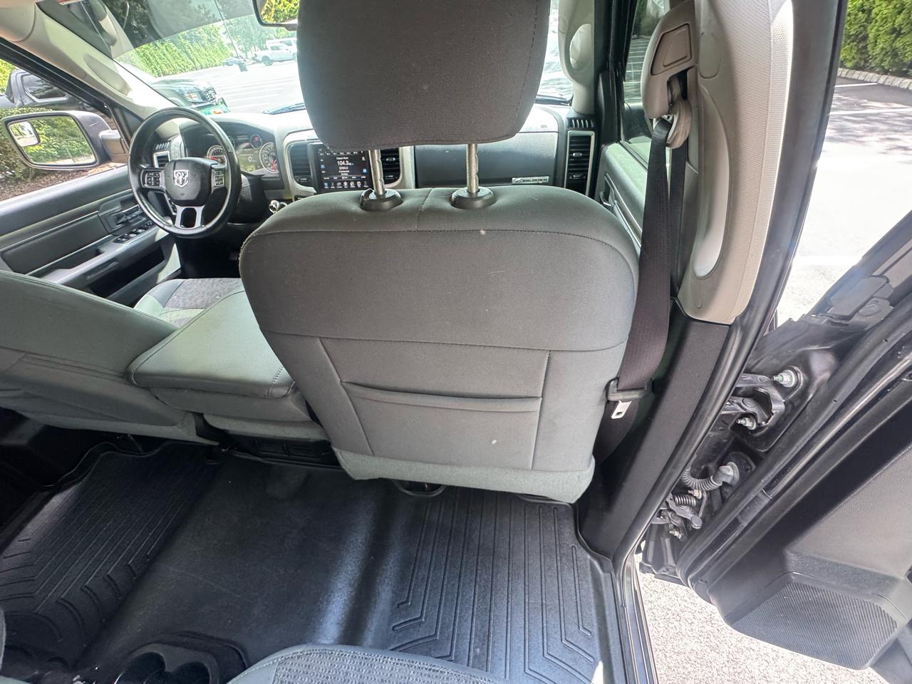 RAM 1500 4WD Crew Cab 149" Big Horn 2016