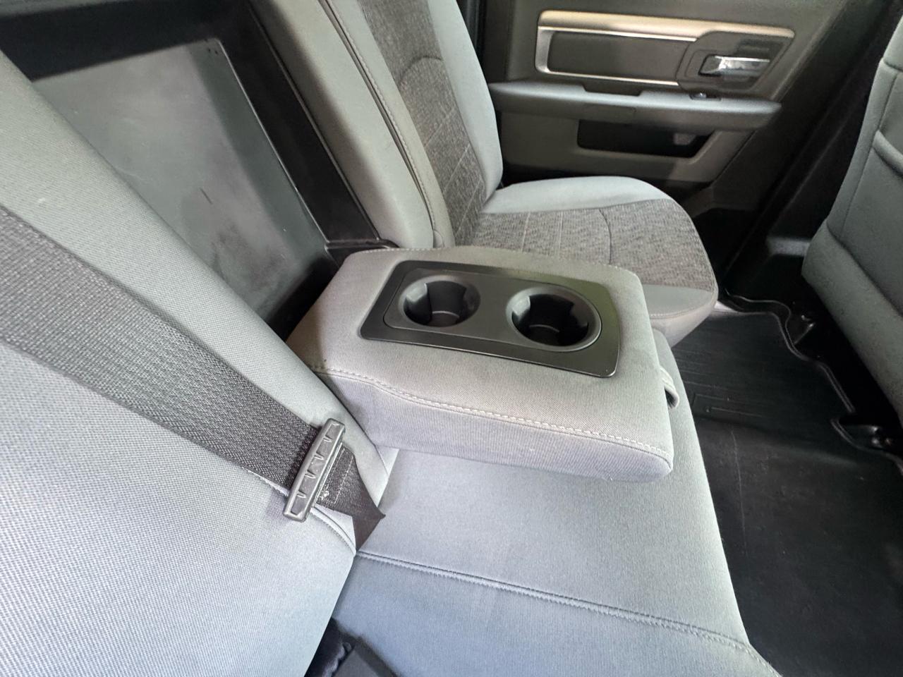 RAM 1500 4WD Crew Cab 149" Big Horn 2016