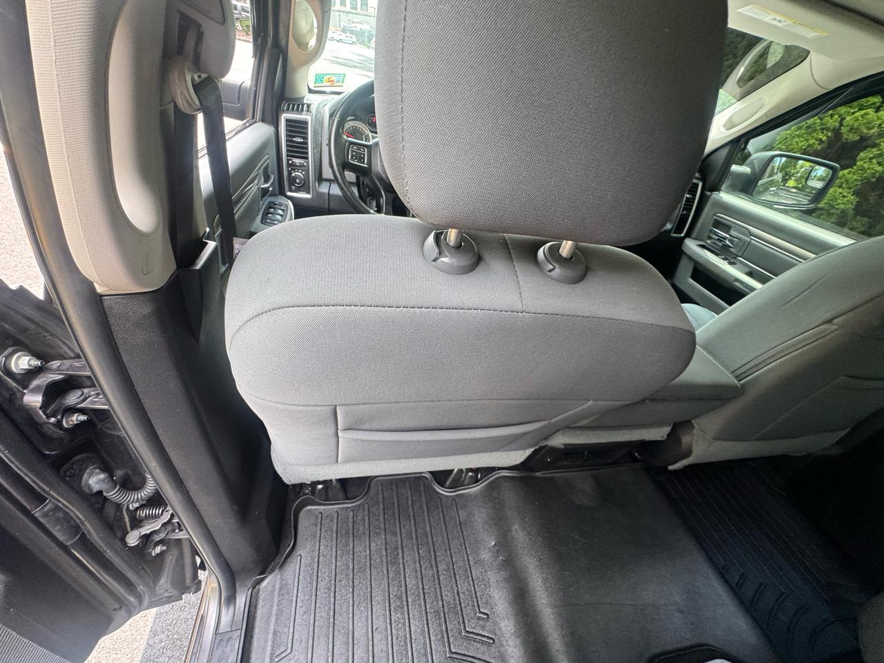 RAM 1500 4WD Crew Cab 149" Big Horn 2016