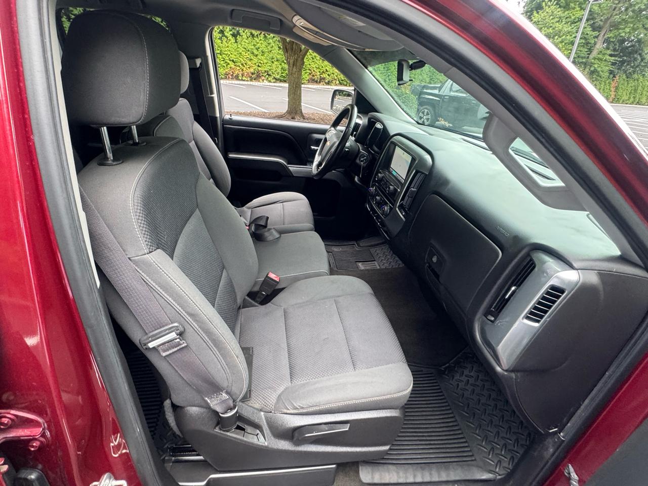 Chevrolet Silverado 1500 4dr Ext Cab 143.5" WB 4WD LT 2015