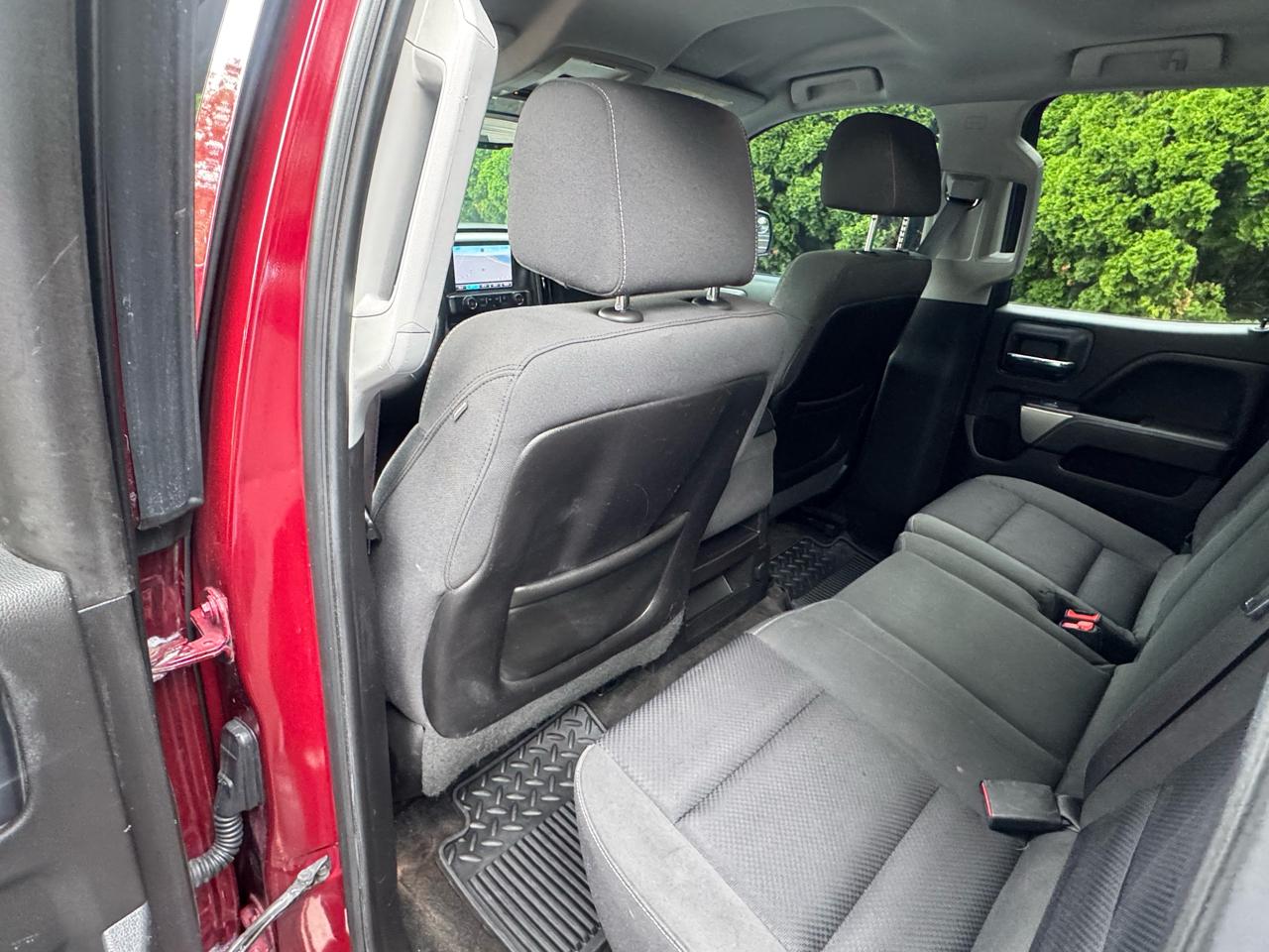 Chevrolet Silverado 1500 4dr Ext Cab 143.5" WB 4WD LT 2015