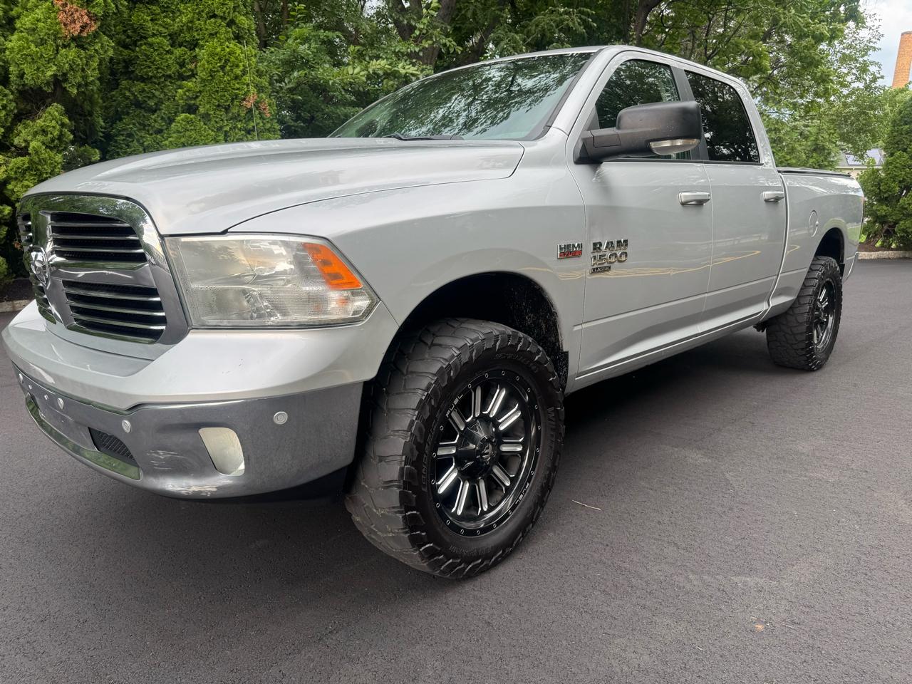RAM 1500 Classic Tradesman Crew Cab LWB 4WD 2019