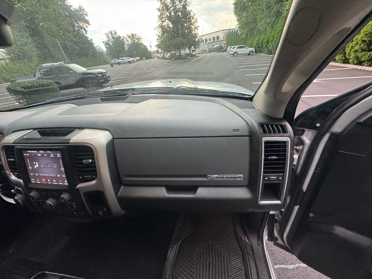 RAM 1500 Classic Tradesman Crew Cab LWB 4WD 2019