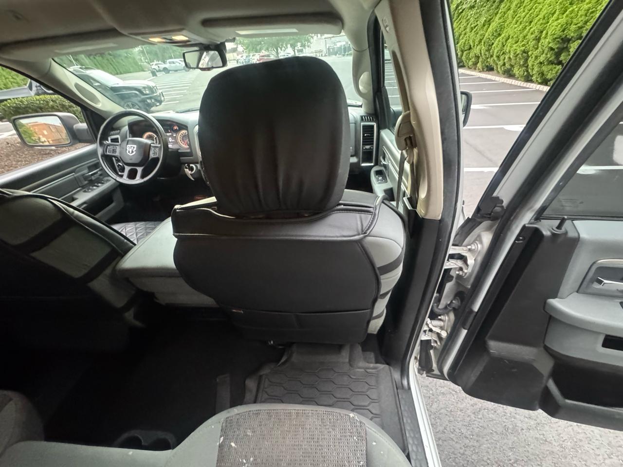 RAM 1500 Classic Tradesman Crew Cab LWB 4WD 2019