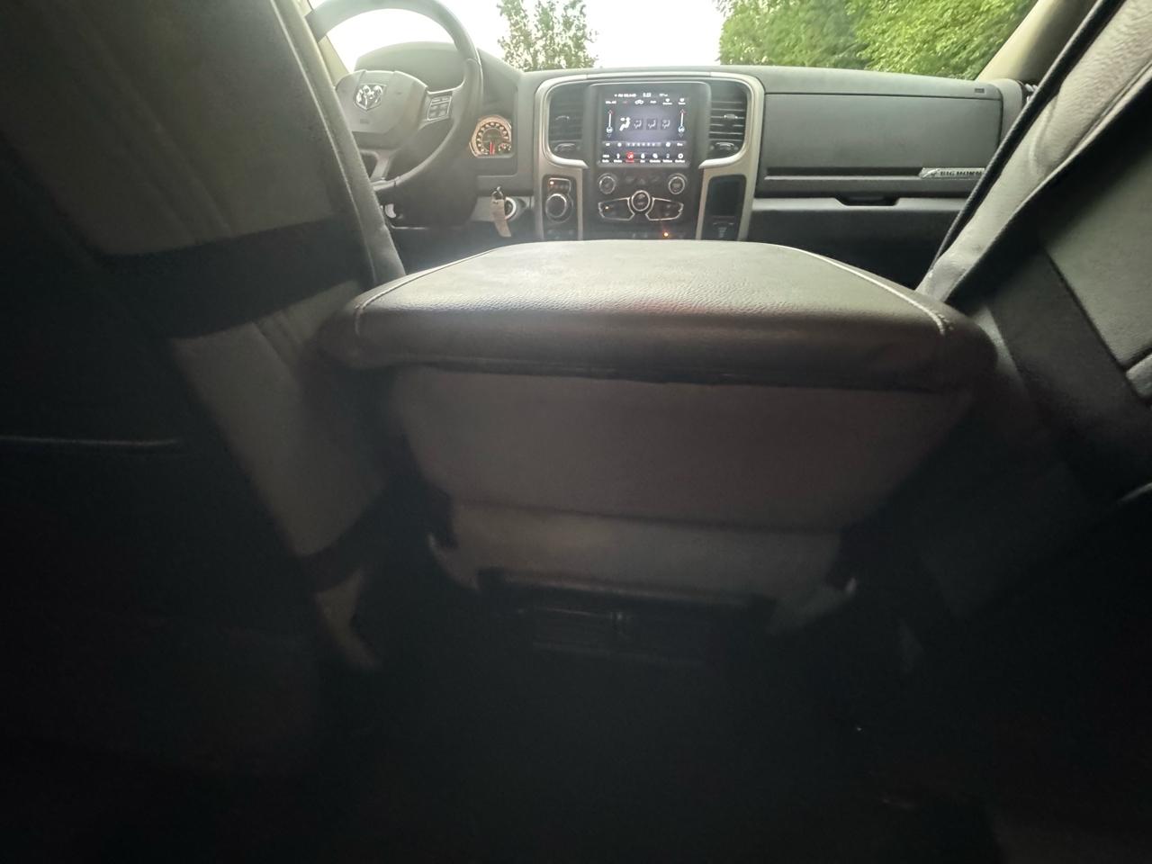 RAM 1500 Classic Tradesman Crew Cab LWB 4WD 2019