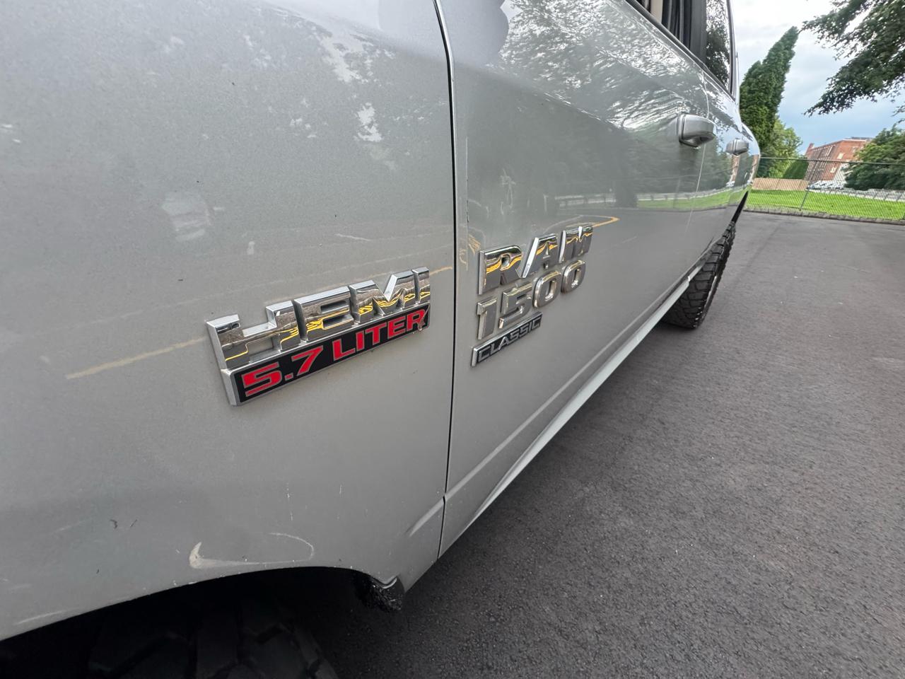 RAM 1500 Classic Tradesman Crew Cab LWB 4WD 2019
