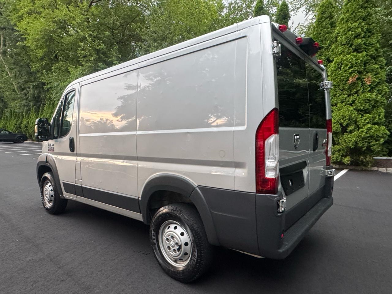 RAM Promaster 1500 Low Roof Tradesman 118-in. WB 2018