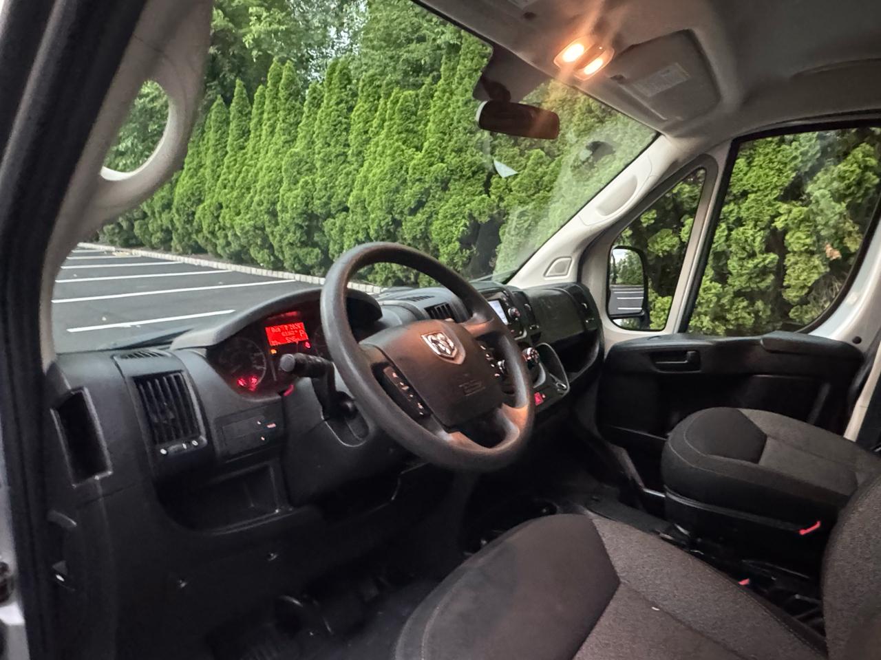 RAM Promaster 1500 Low Roof Tradesman 118-in. WB 2018