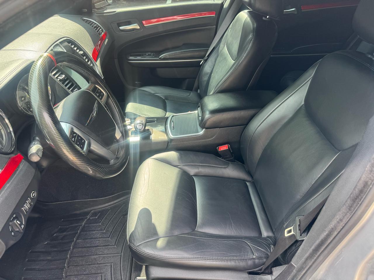 Chrysler 300 Limited AWD 2012