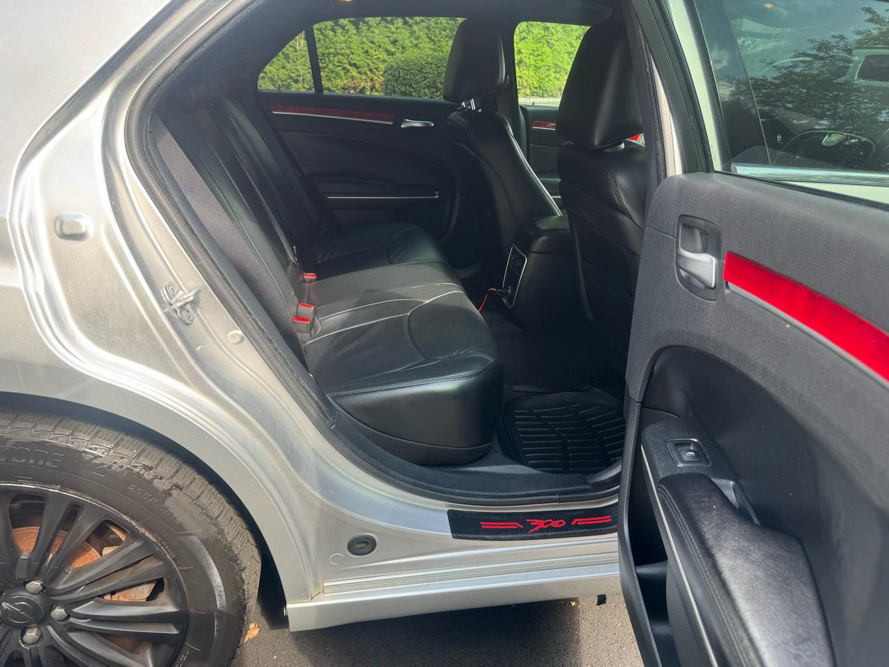 Chrysler 300 Limited AWD 2012