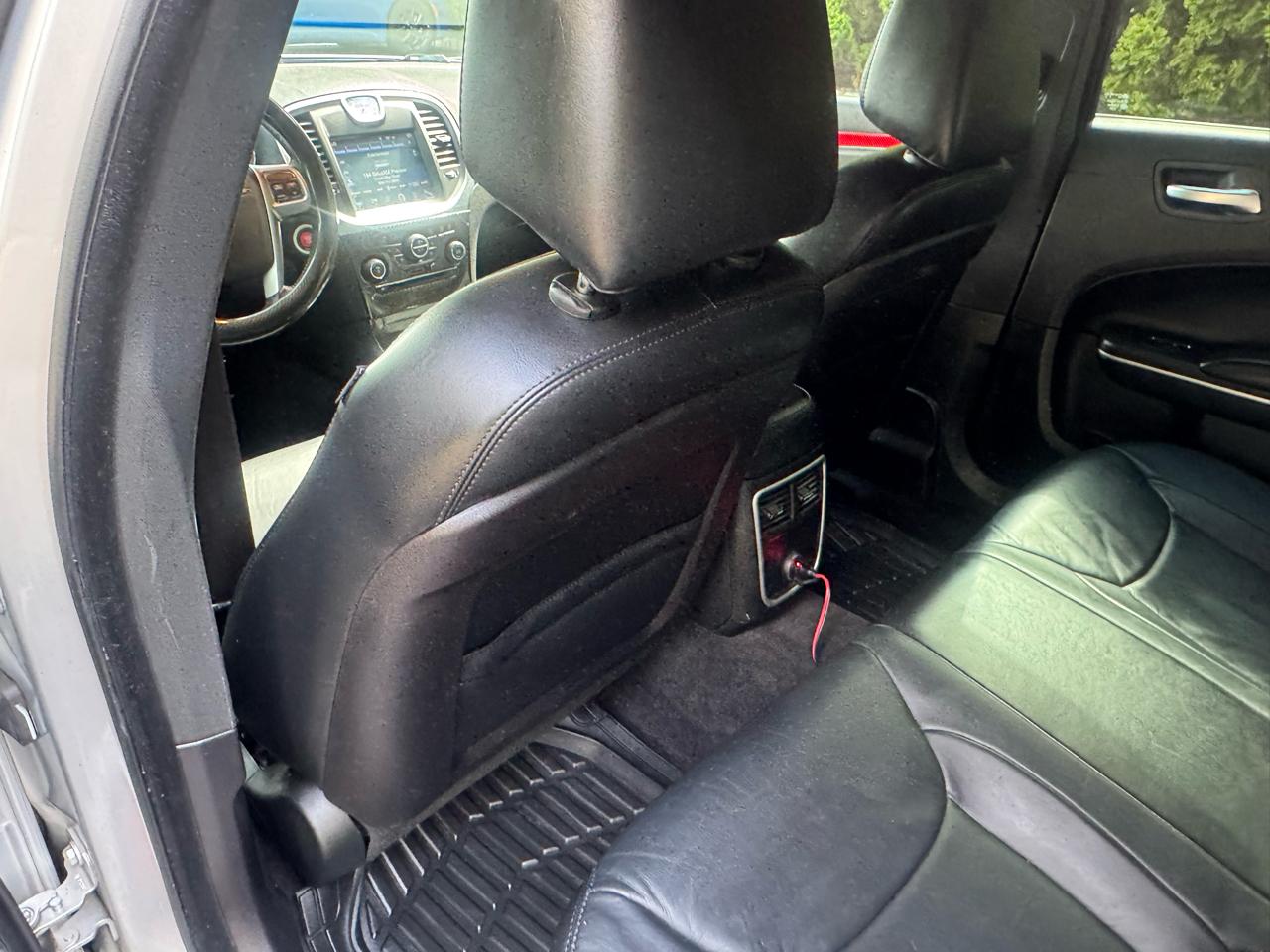 Chrysler 300 Limited AWD 2012