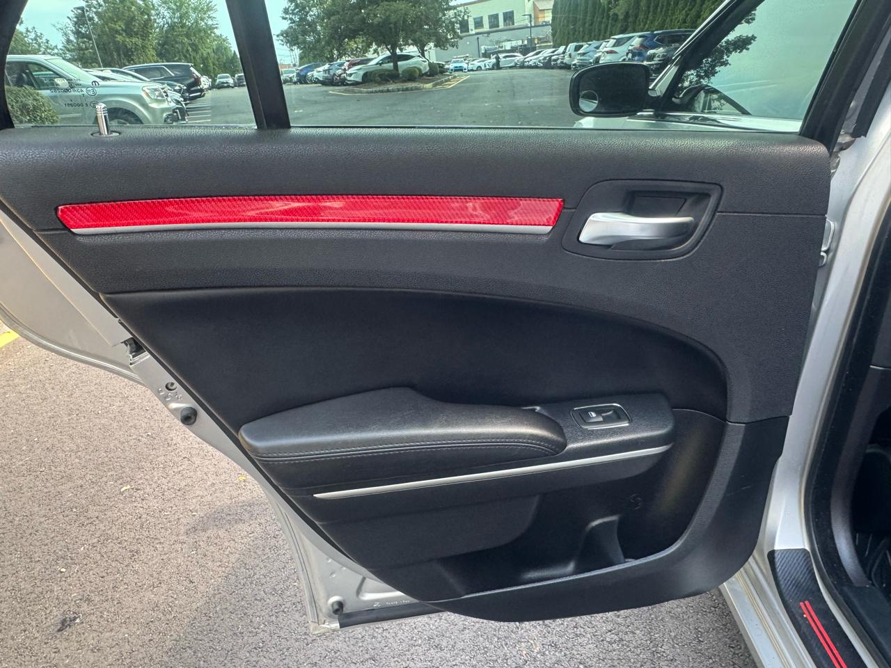 Chrysler 300 Limited AWD 2012