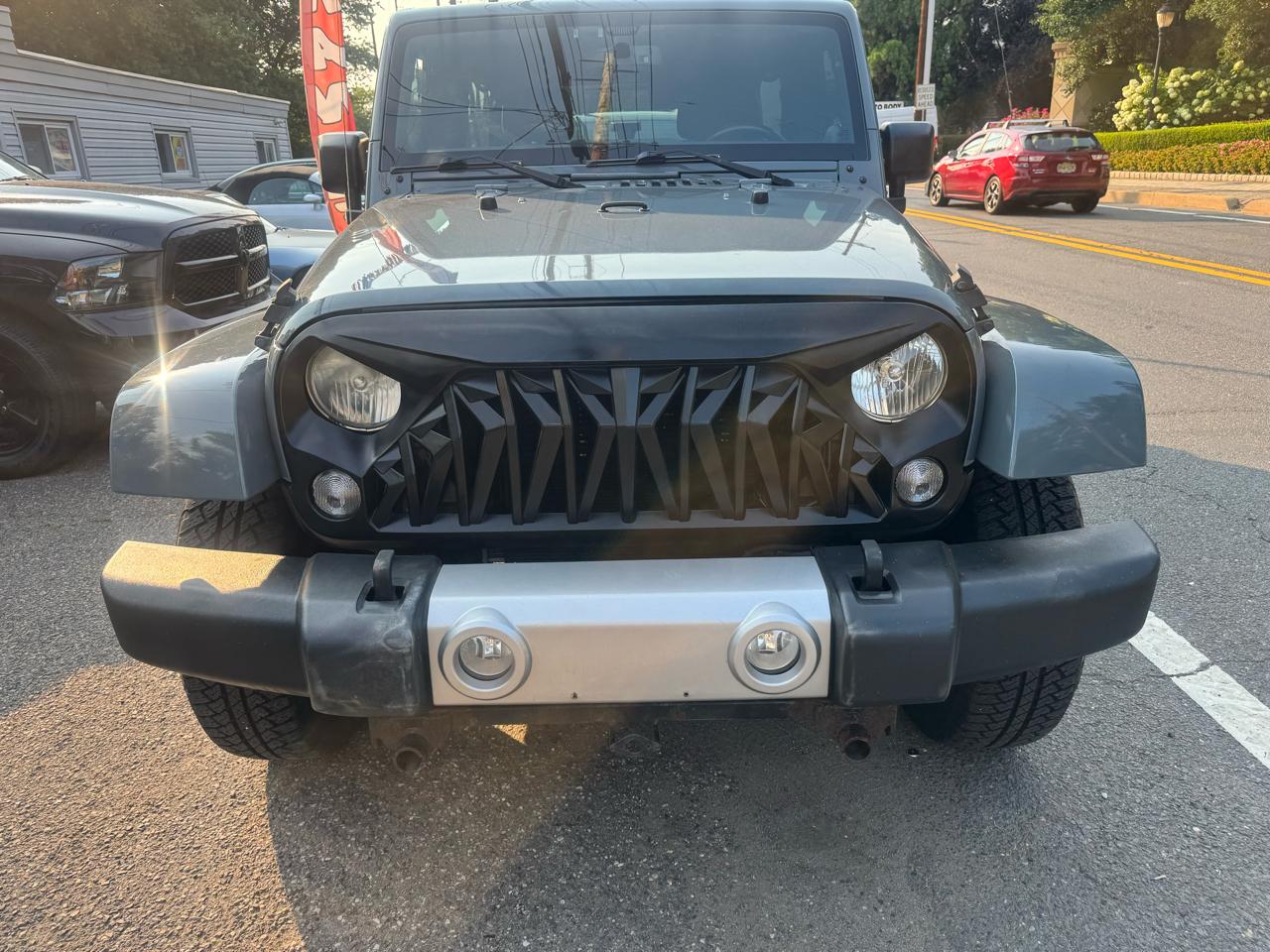 Jeep Wrangler Unlimited Sahara 4WD 2014
