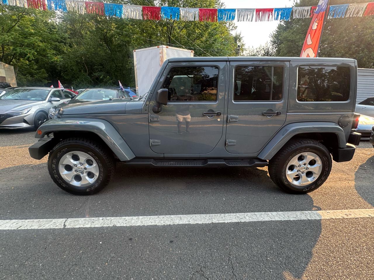 Jeep Wrangler Unlimited Sahara 4WD 2014