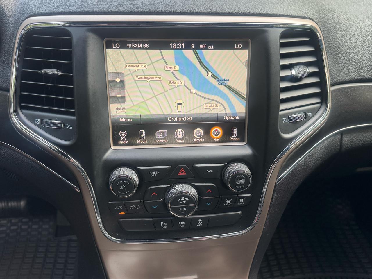 Jeep Grand Cherokee Limited 4WD 2015