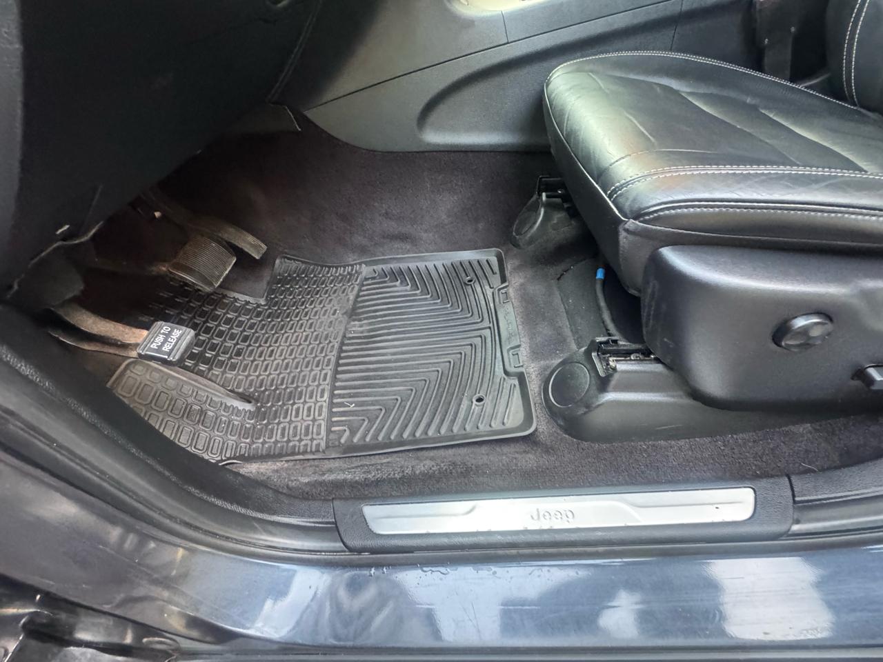Jeep Grand Cherokee Limited 4WD 2015