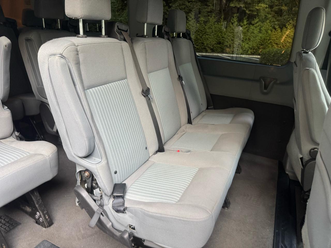 Ford Transit 350 Wagon Med. Roof XL w/Sliding Pass. 148-in. WB 2019