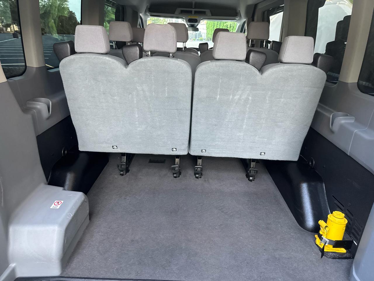 Ford Transit 350 Wagon Med. Roof XL w/Sliding Pass. 148-in. WB 2019