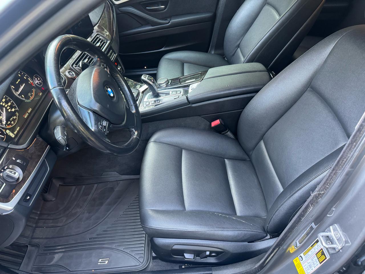 BMW 5-Series 528i 2016