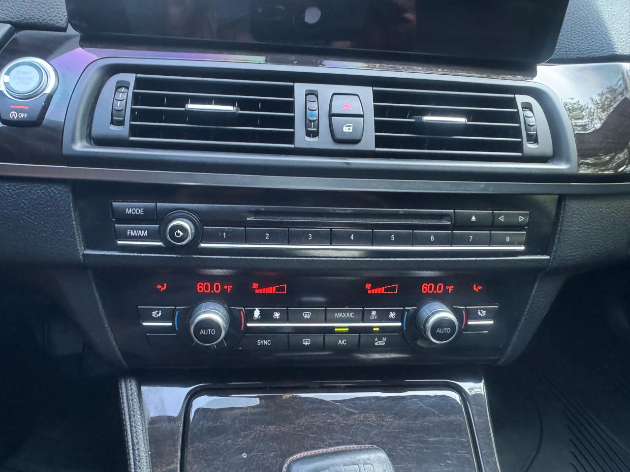 BMW 5-Series 528i 2016