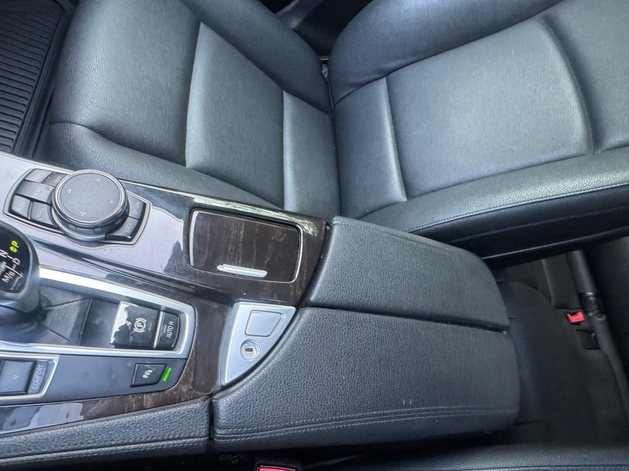 BMW 5-Series 528i 2016