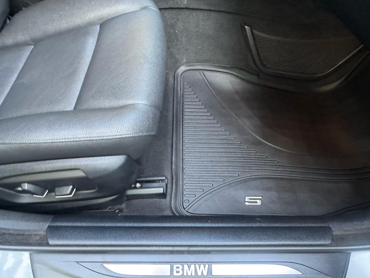 BMW 5-Series 528i 2016