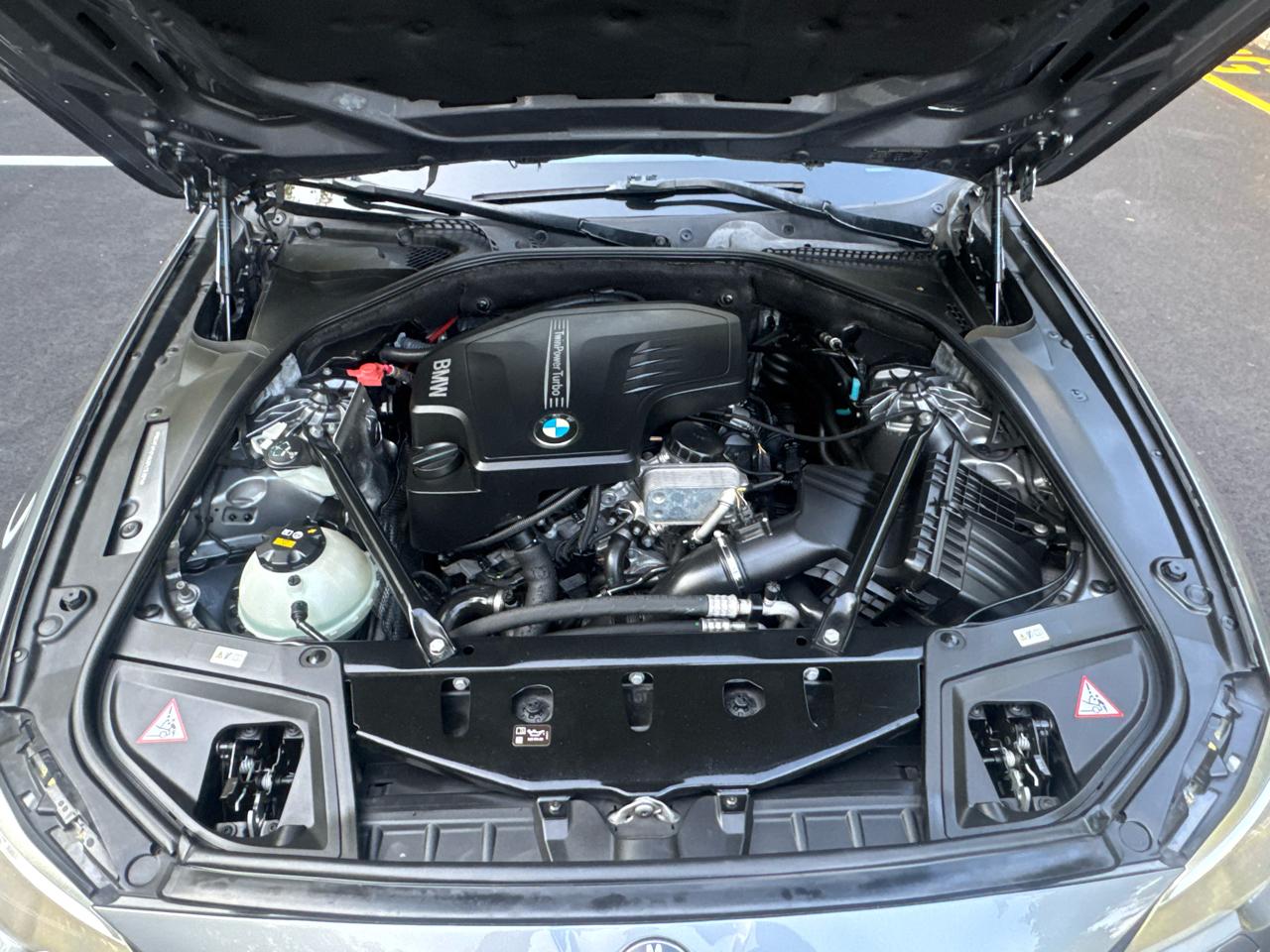 BMW 5-Series 528i 2016