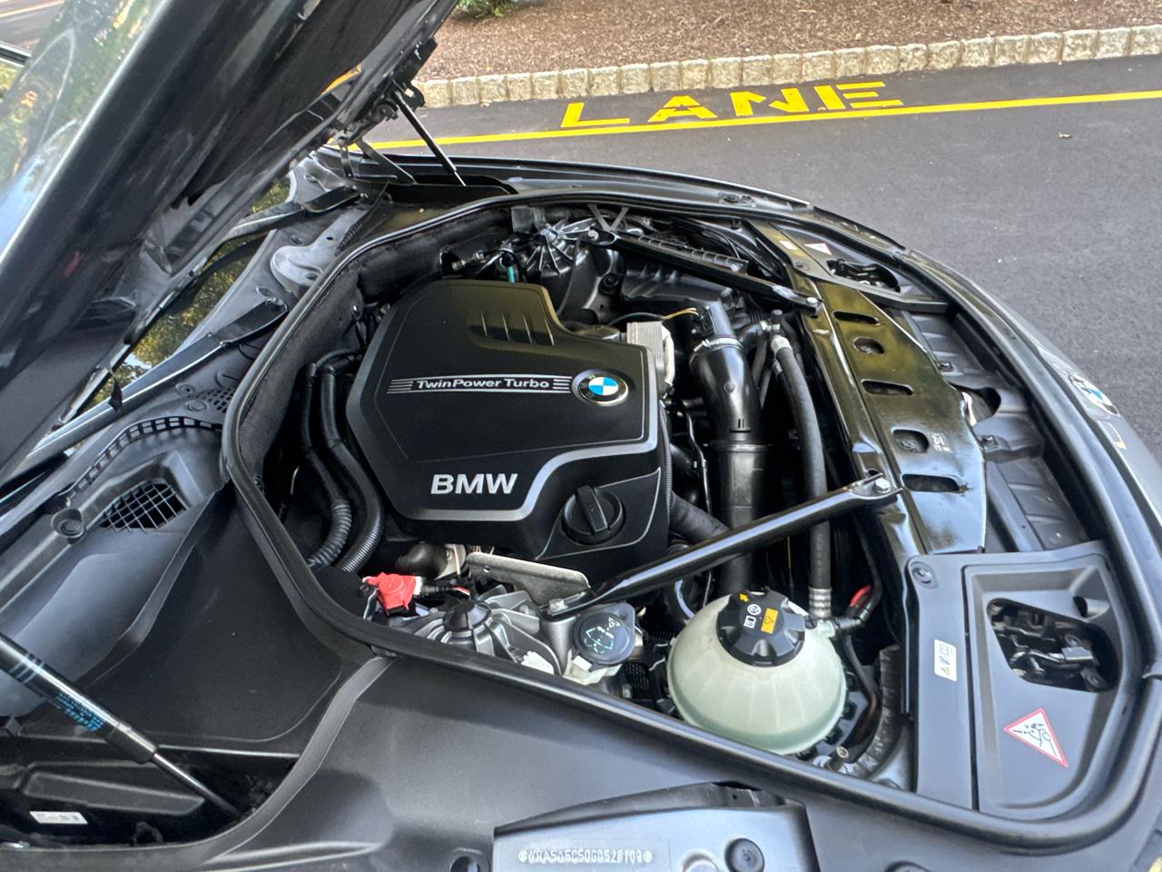 BMW 5-Series 528i 2016