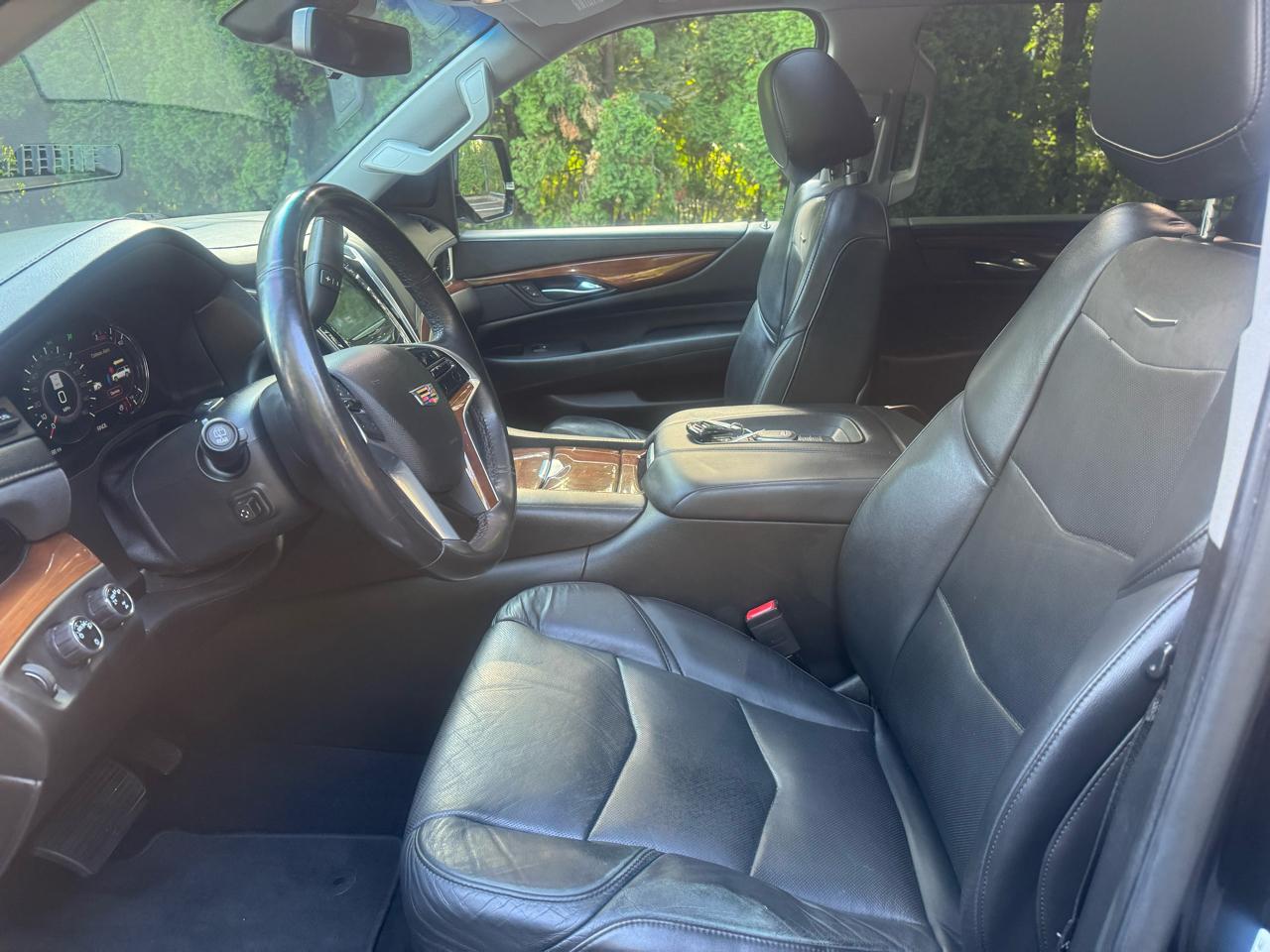 Cadillac Escalade ESV Luxury 4WD 2019