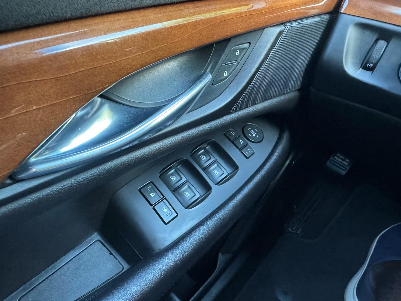 Cadillac Escalade ESV Luxury 4WD 2019