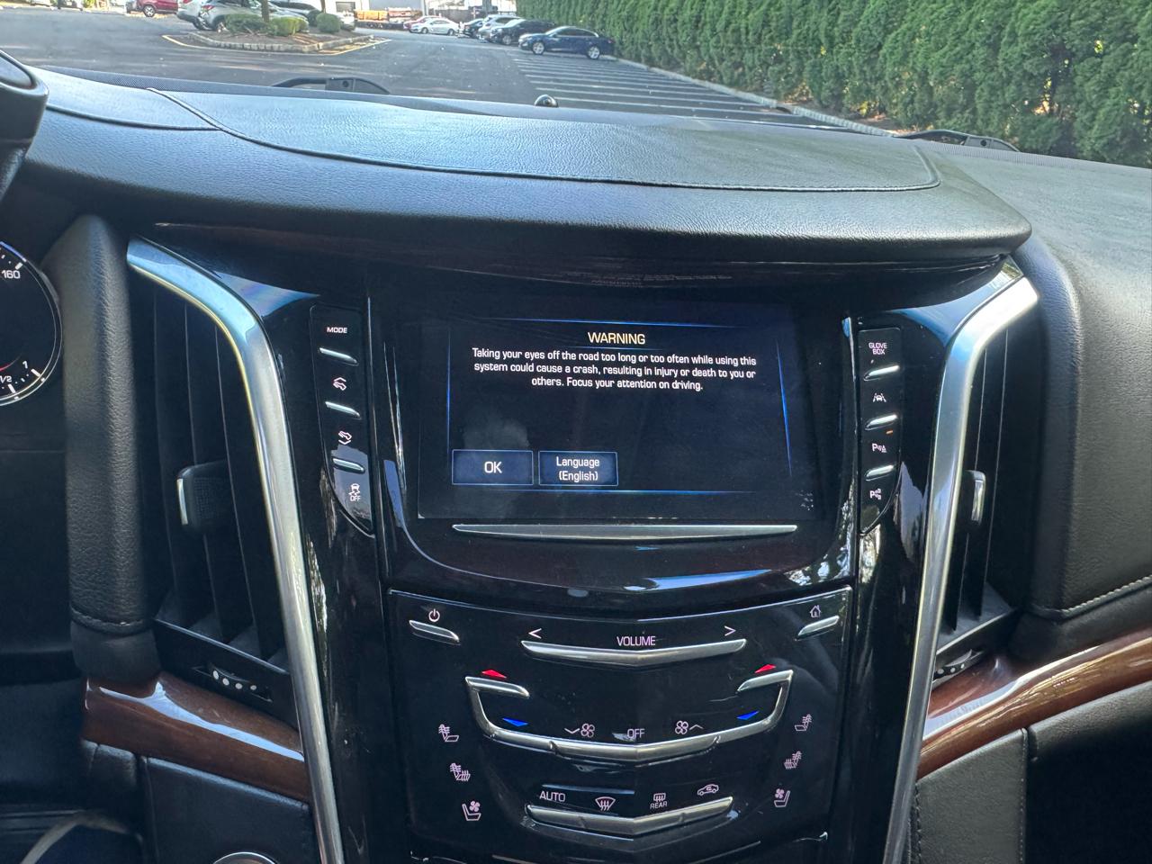 Cadillac Escalade ESV Luxury 4WD 2019
