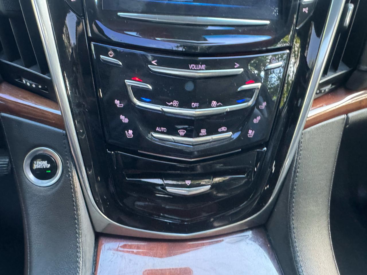 Cadillac Escalade ESV Luxury 4WD 2019