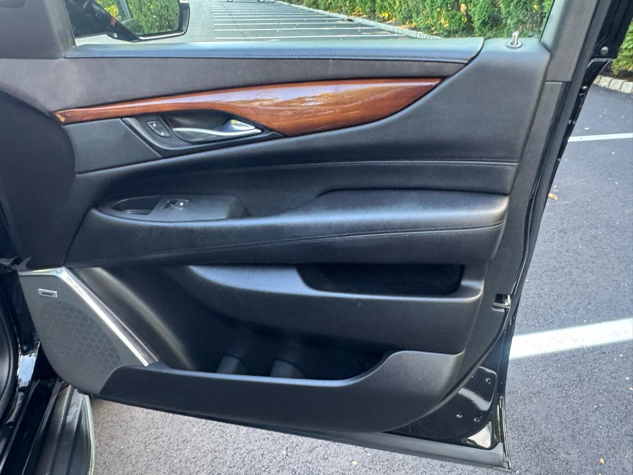 Cadillac Escalade ESV Luxury 4WD 2019