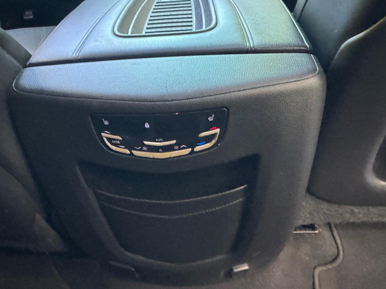 Cadillac Escalade ESV Luxury 4WD 2019