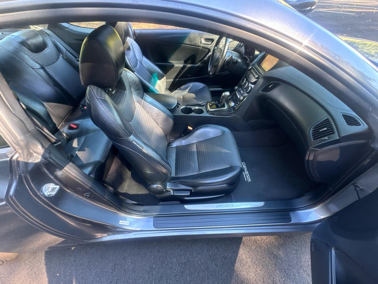 Hyundai Genesis Coupe 3.8 Ultimate 6MT 2014