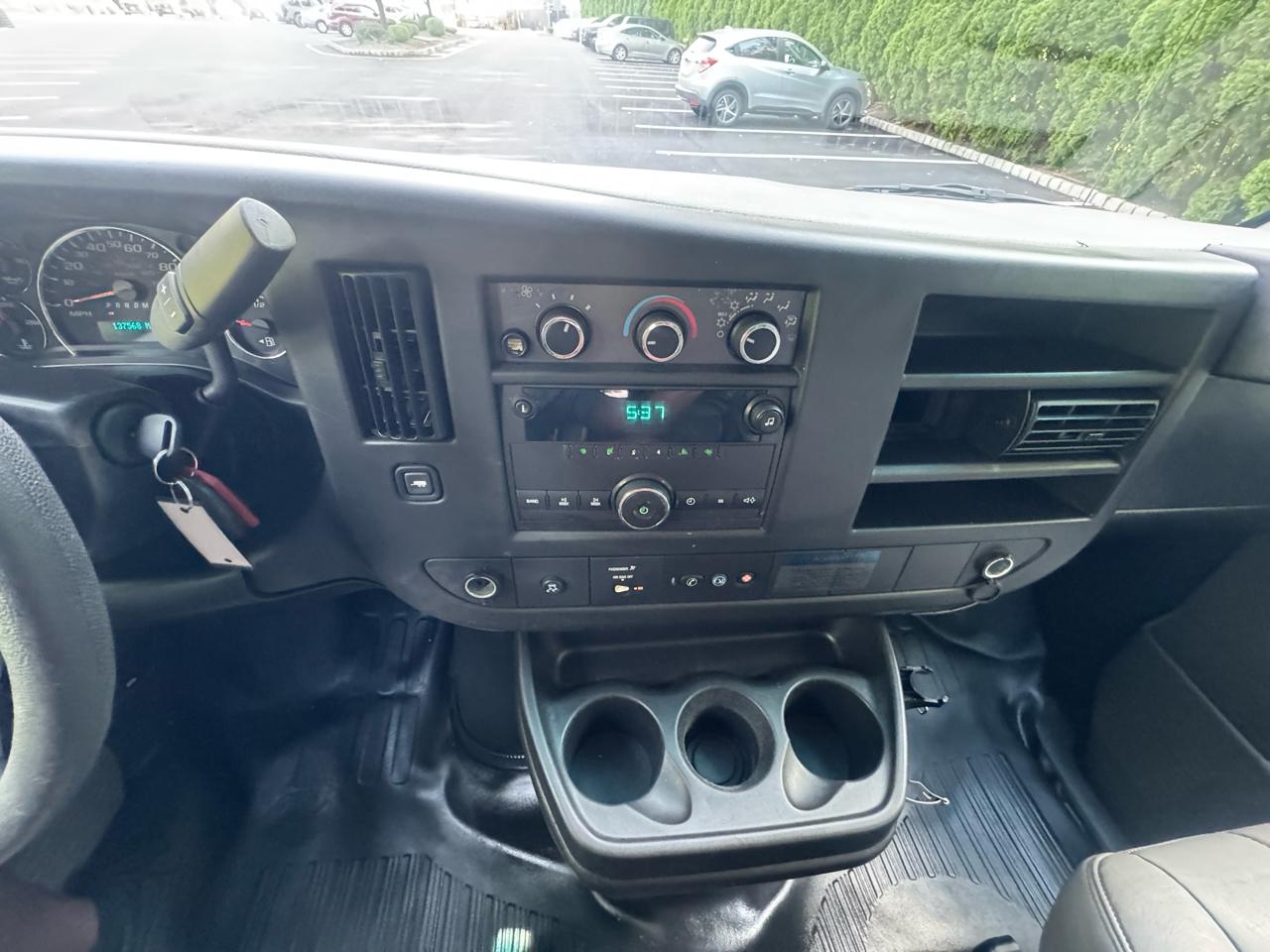 Chevrolet Express LS 3500 Extended 2011