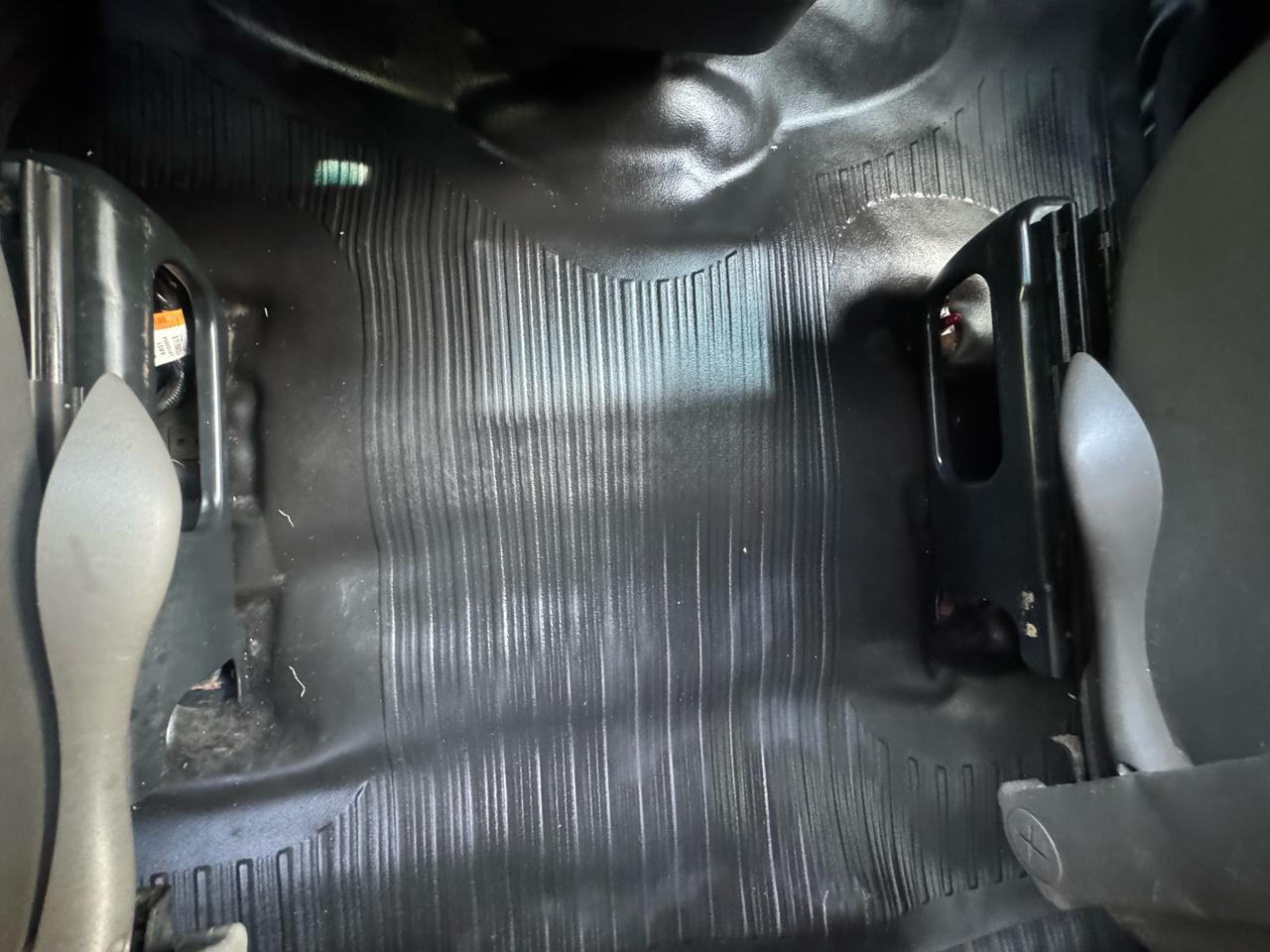 Chevrolet Express LS 3500 Extended 2011