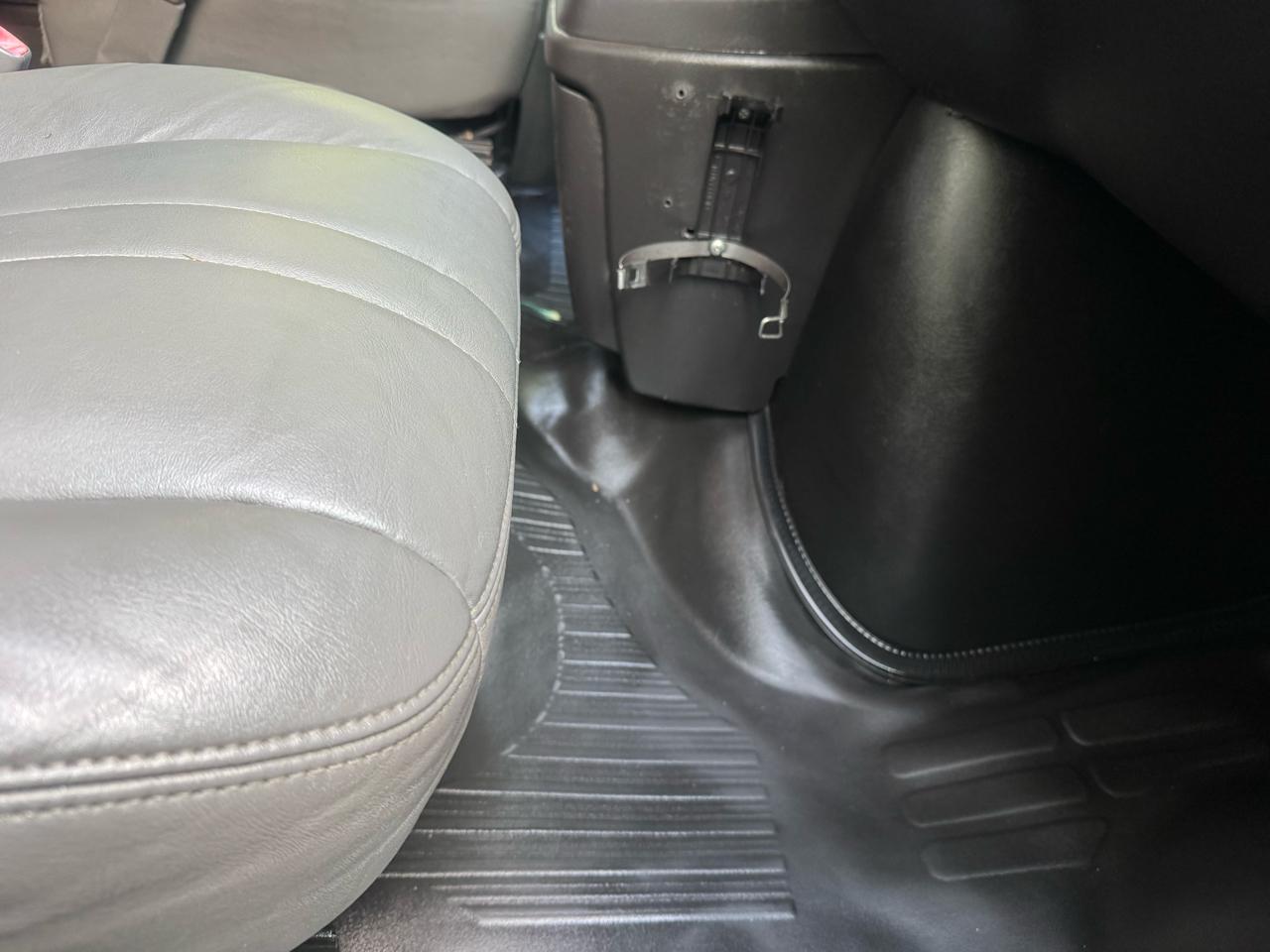 Chevrolet Express LS 3500 Extended 2011