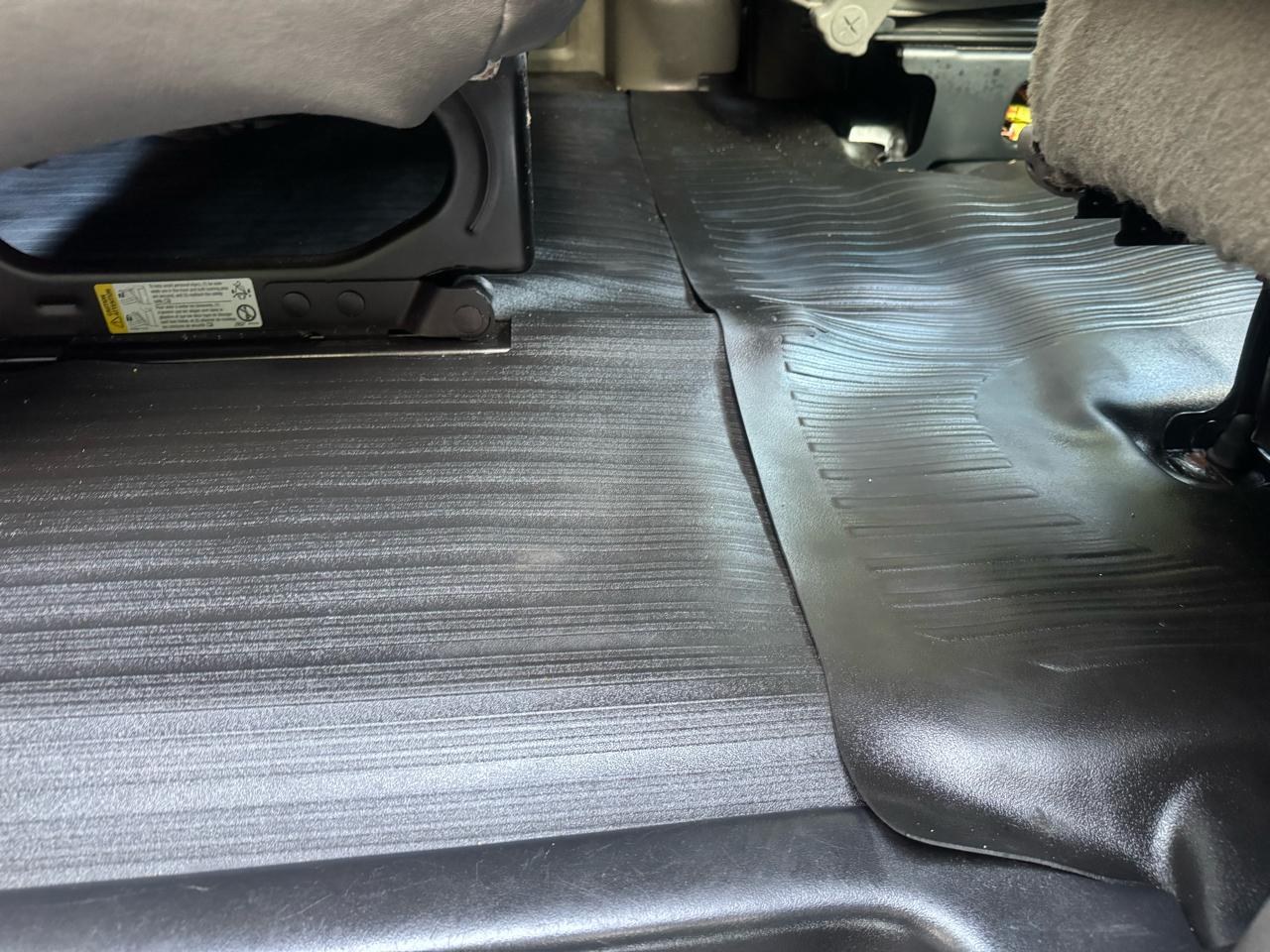 Chevrolet Express LS 3500 Extended 2011