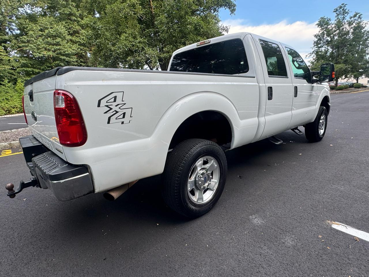Ford F-250 SD XLT Crew Cab Long Bed 4WD 2016