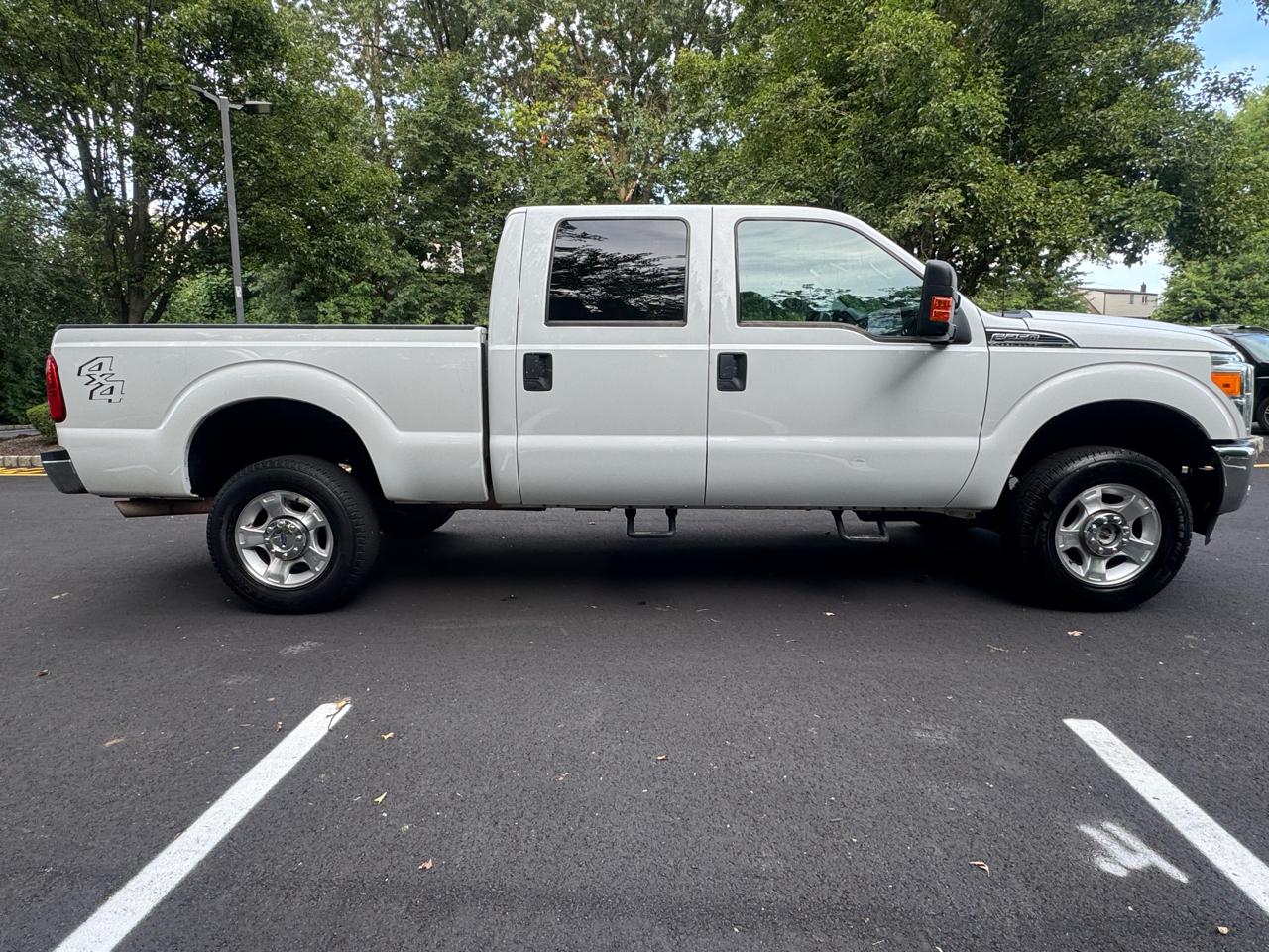 Ford F-250 SD XLT Crew Cab Long Bed 4WD 2016