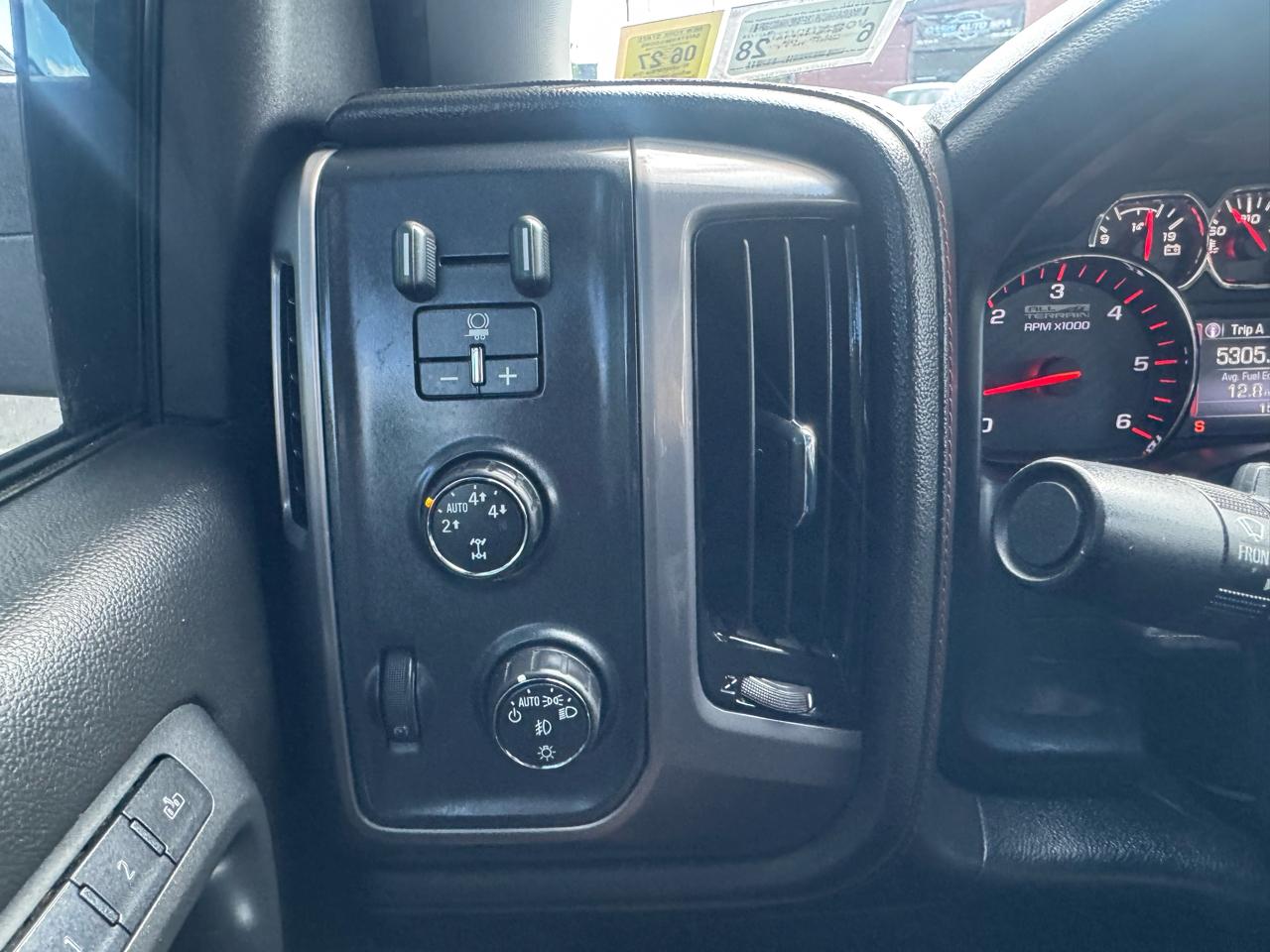 GMC Sierra 1500 Crew Cab 143.5" WB 4WD SLT 2015