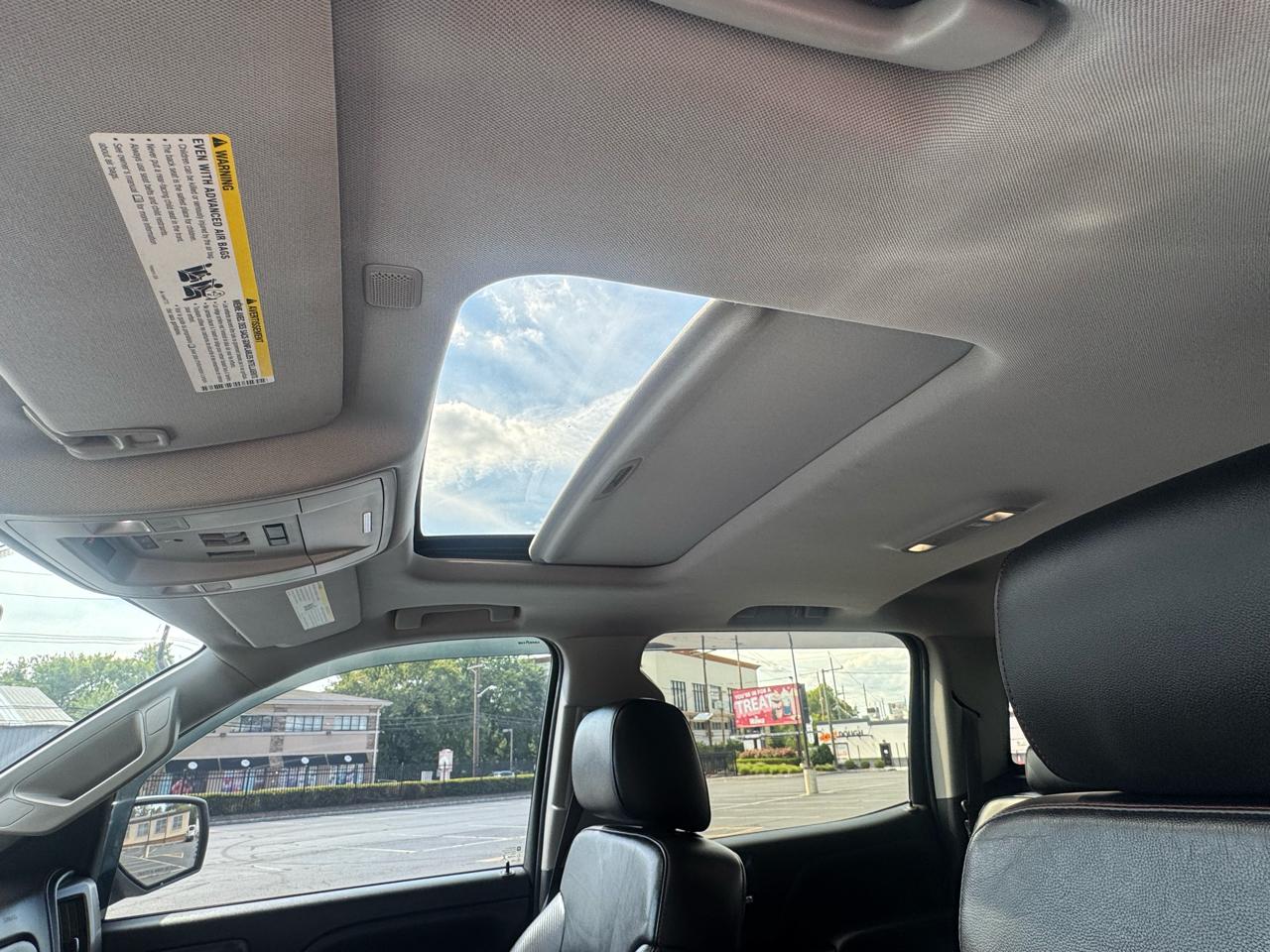 GMC Sierra 1500 Crew Cab 143.5" WB 4WD SLT 2015